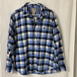 Men’s LL Bean Plaid Button Down Shirt Size Medium